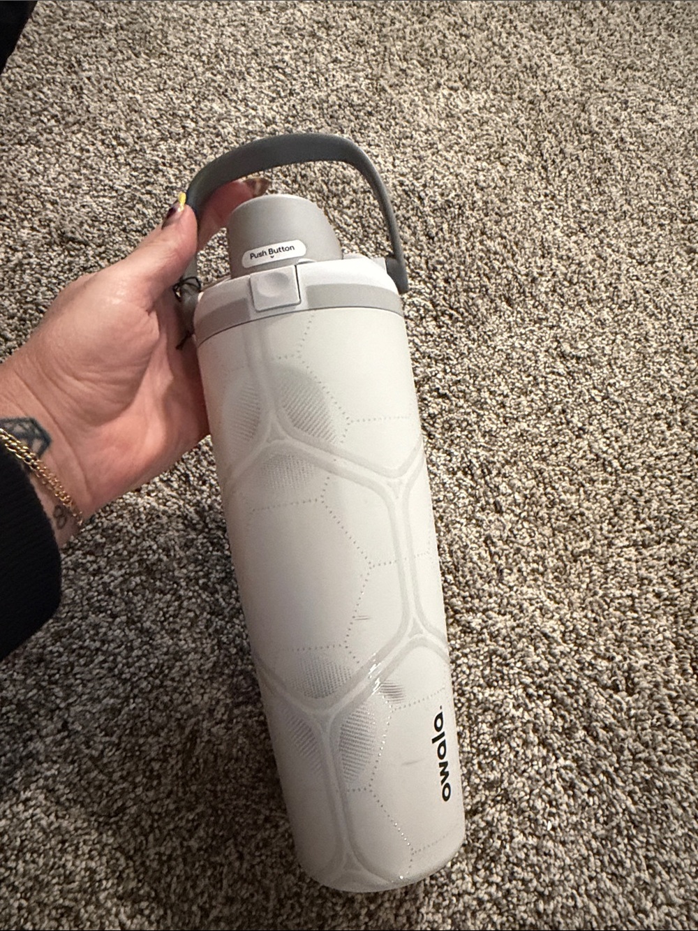 NWT Owala 30 oz Goal Owala Wated bottle
